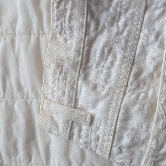 Free People | Embroidered Shorts | 25 - Picture 5 of 6